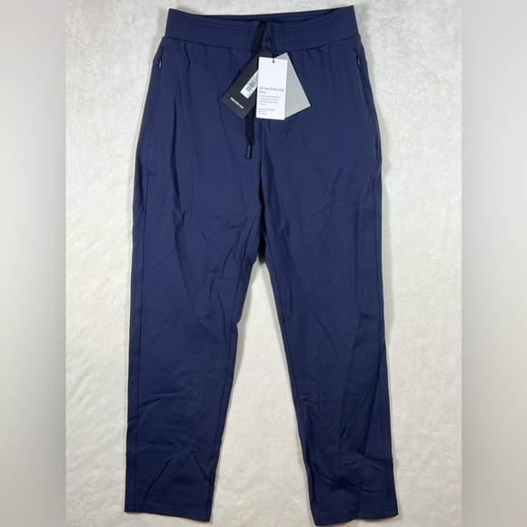 NWT Public Rec 28/28 All Day Everyday Pant Navy Performance Non-Wrinkle - Picture 1 of 14